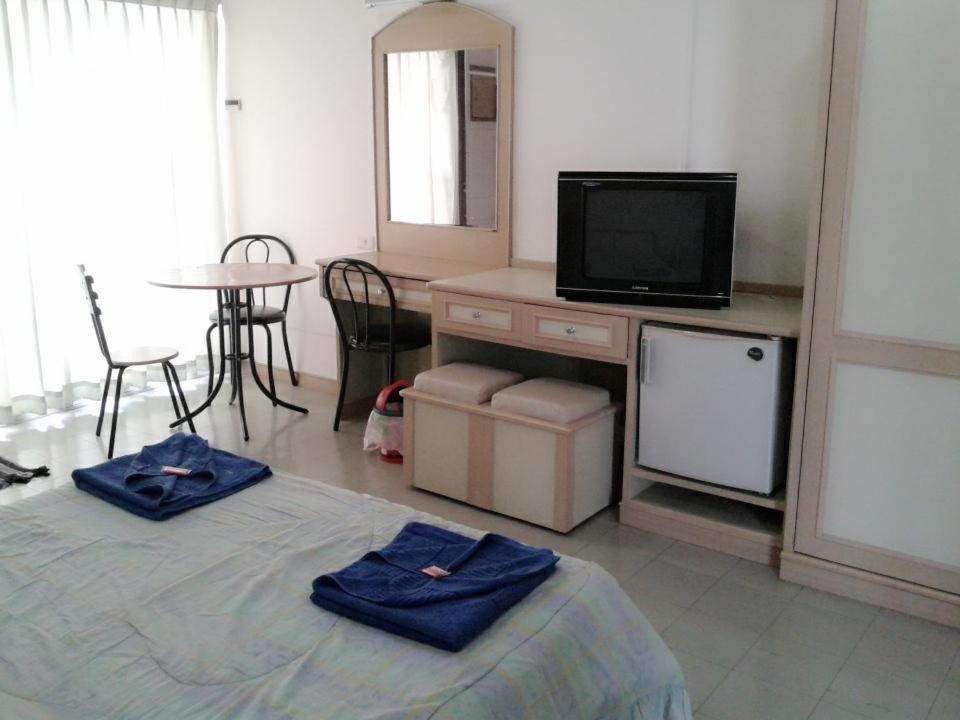 M In Korat Service Apartment Nakhonratchasima Exterior photo