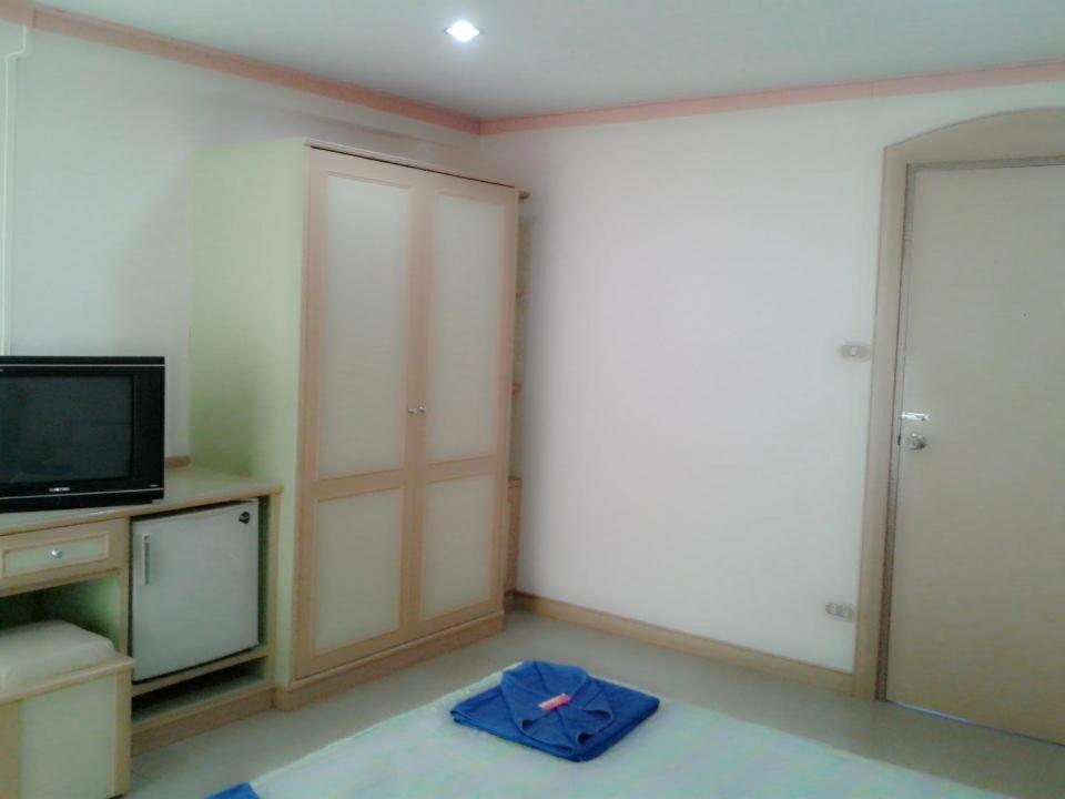 M In Korat Service Apartment Nakhonratchasima Exterior photo