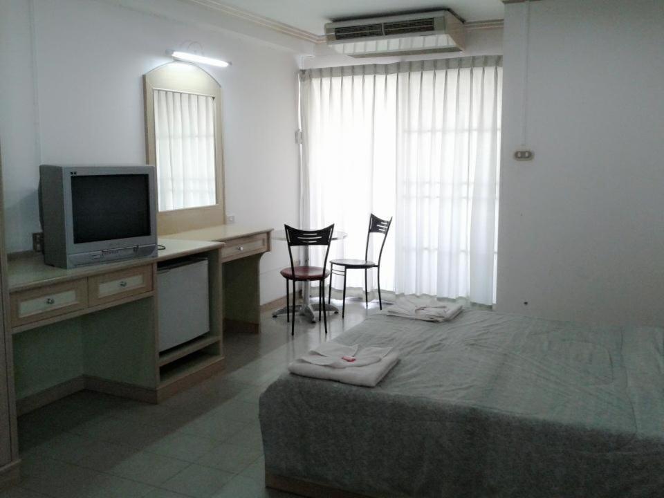 M In Korat Service Apartment Nakhonratchasima Exterior photo